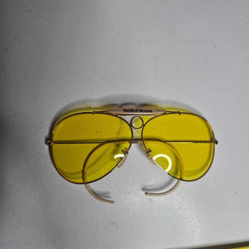 Vintage Smith & Wesson Yellow Lens Shooter Aviator Sunglasses Case Gold Tone